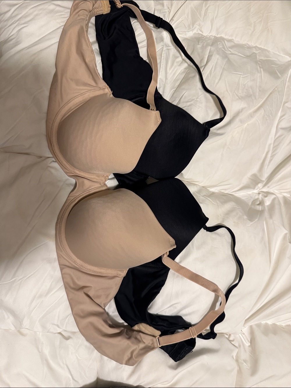 Everyday Seamless Nursing Bra in Nude and Black